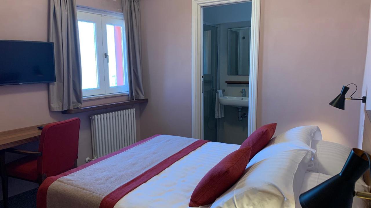 Dimora Del Leone Gaeta Bed & Breakfast Ngoại thất bức ảnh