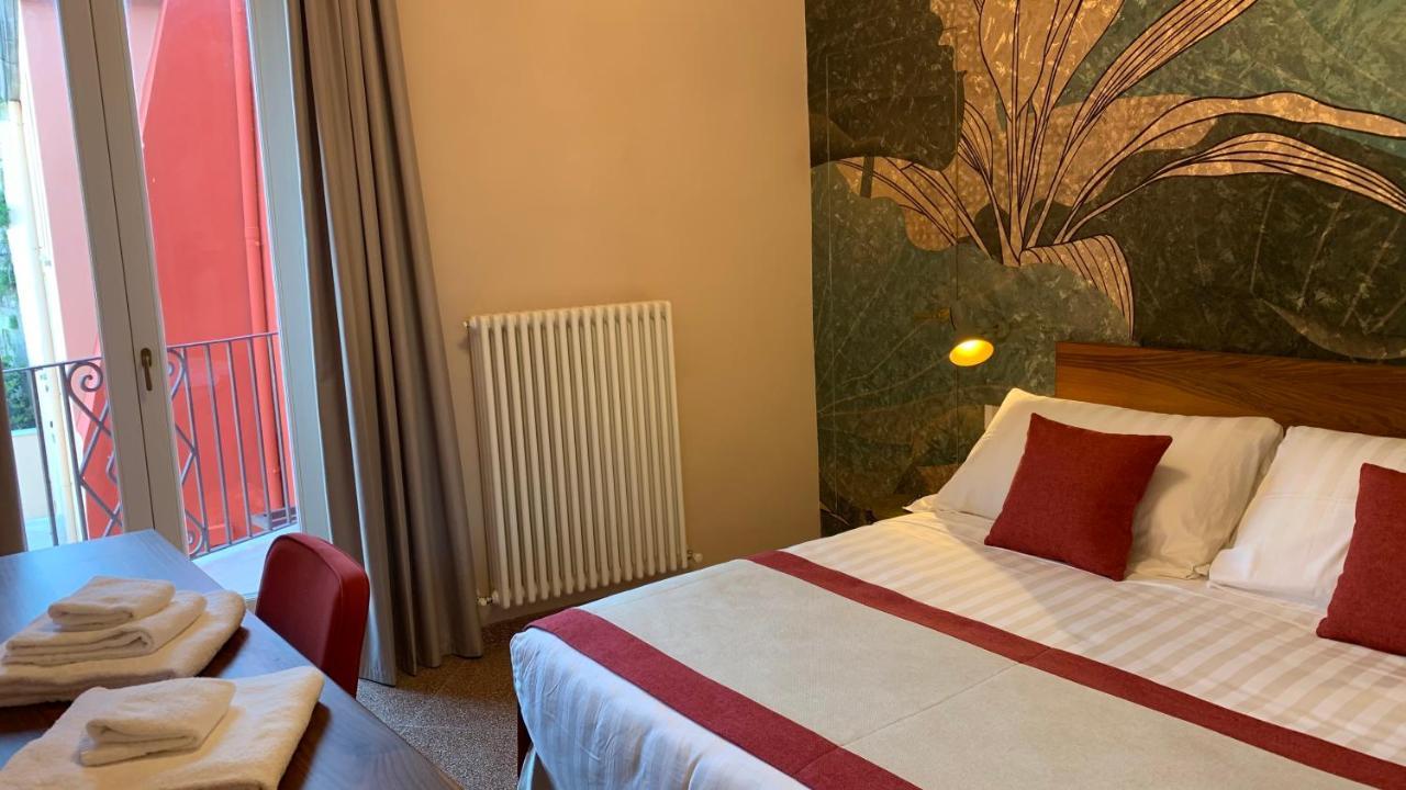 Dimora Del Leone Gaeta Bed & Breakfast Ngoại thất bức ảnh